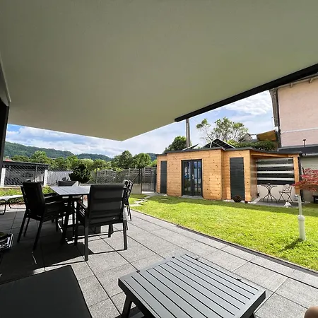 Seeapartment Bella * Tschoran