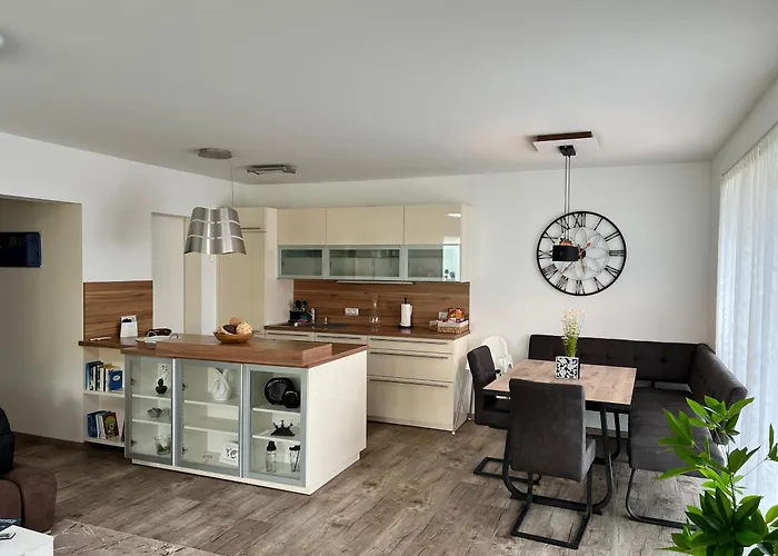 Apartament Seeapartment Bella Tschoran